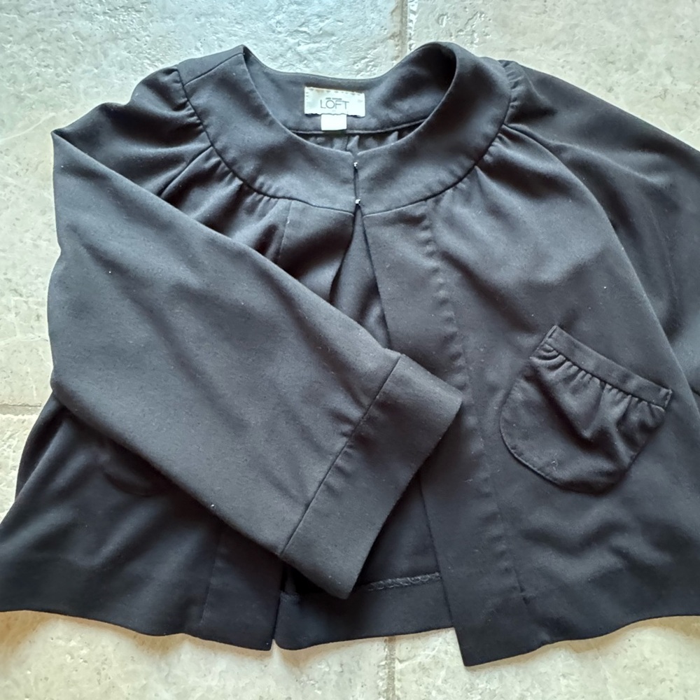 EUC: LOFT Women's Black Jacket